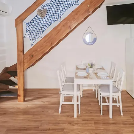 Aparthouse Supreme With Terme Catez Swimming Pools Tickets 公寓 卡特兹奥布萨维