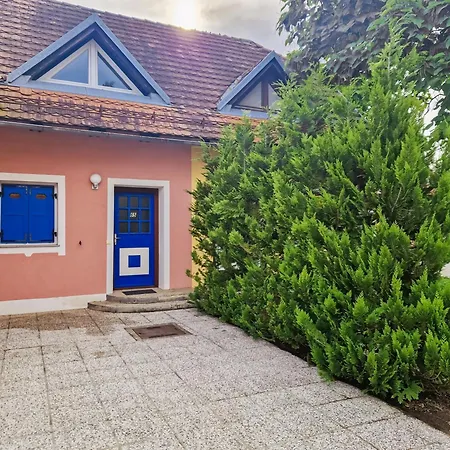 公寓 Aparthouse Supreme With Terme Catez Swimming Pools Tickets *