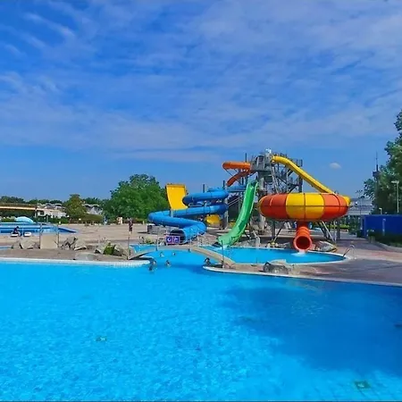 Aparthouse Supreme With Terme Catez Swimming Pools Tickets 卡特兹奥布萨维