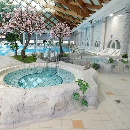 Aparthouse Supreme With Terme Catez Swimming Pools Tickets 公寓 *