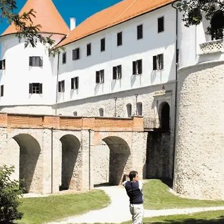 公寓 Aparthouse Supreme With Terme Catez Swimming Pools Tickets 卡特兹奥布萨维