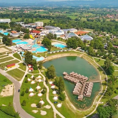 Aparthouse Supreme With Terme Catez Swimming Pools Tickets 公寓 *