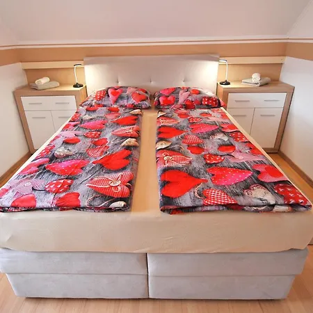 Aparthouse Supreme With Terme Catez Swimming Pools Tickets 卡特兹奥布萨维