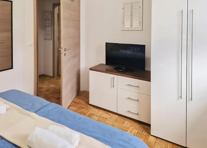 Aparthouse Supreme With Terme Catez Swimming Pools Tickets Appartamento *