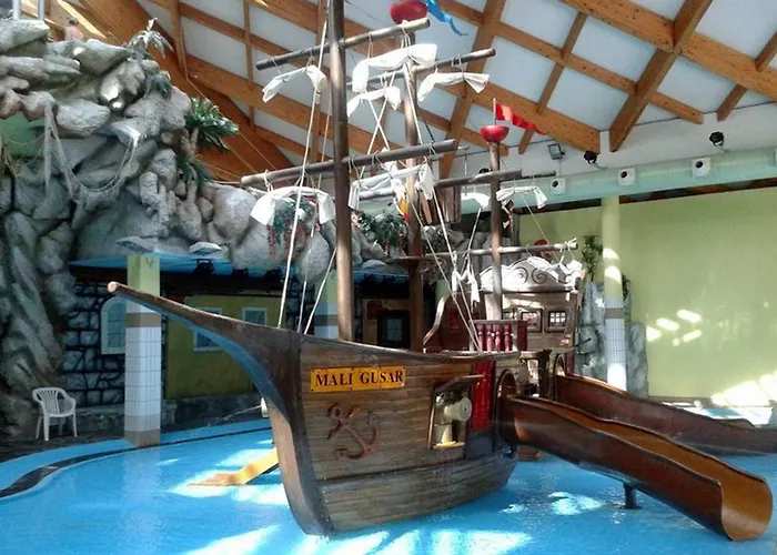 Aparthouse Supreme With Terme Catez Swimming Pools Tickets Appartamento