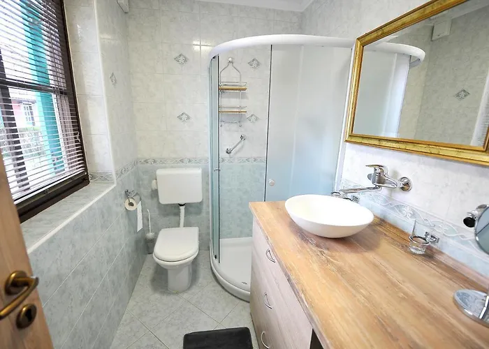 Aparthouse Supreme With Terme Catez Swimming Pools Tickets